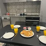 Luxury * Πόρτο