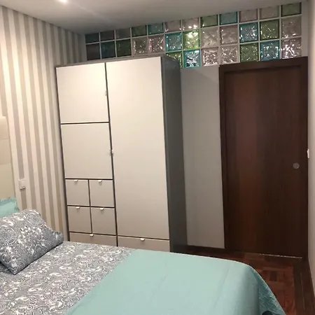 Luxury Apartment *
